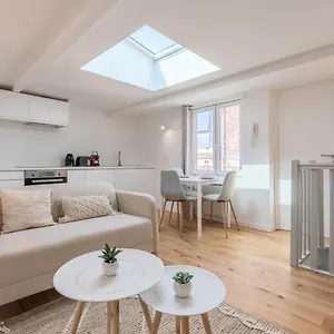 Quiet Duplex Studio In The Heart Of Old Lille! , Lille France