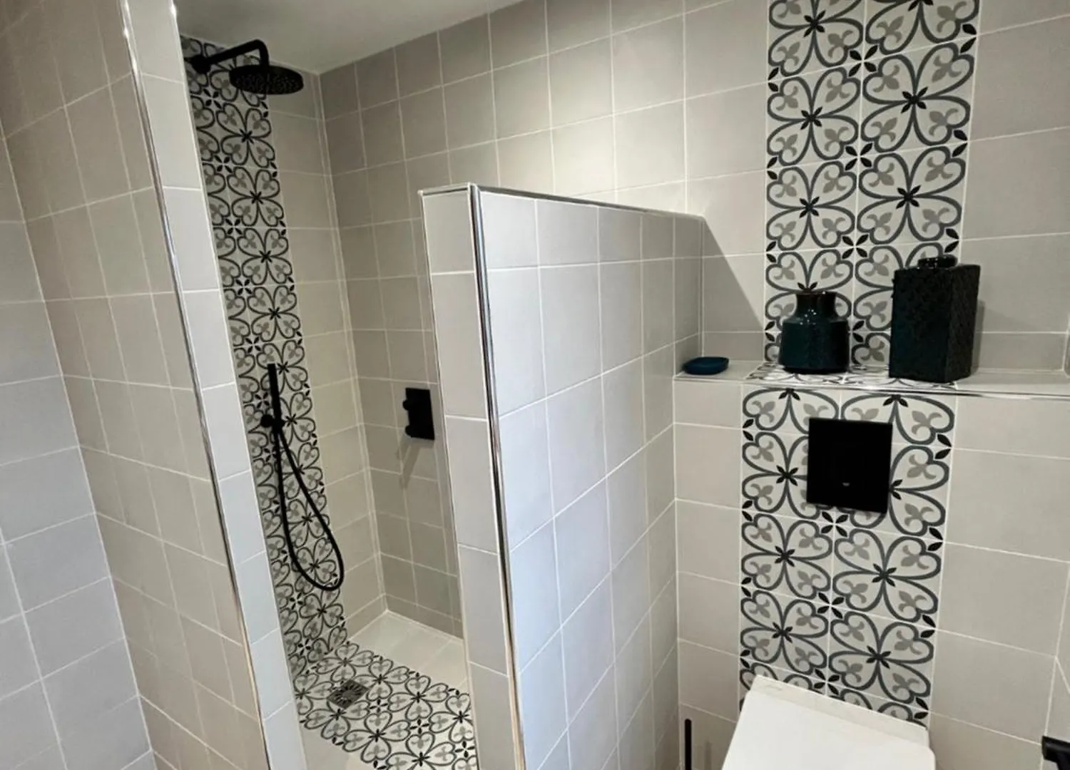 Les Cachots Hotel Roussillon en Isere Gasthuis